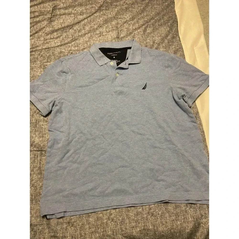 NAUTICA CLASSIC FIT MENS SHIRT -  SIZE MEDIUM - PERFECT CONDITION